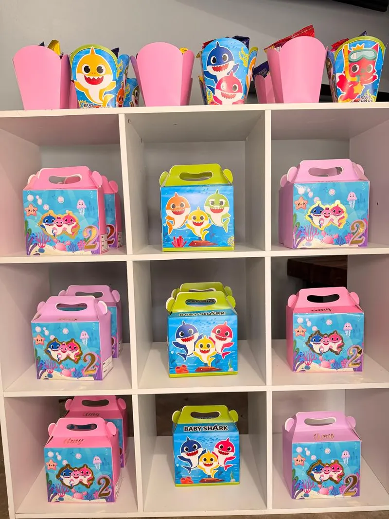 Cajitas de fiesta personalizadas realizadas por POP