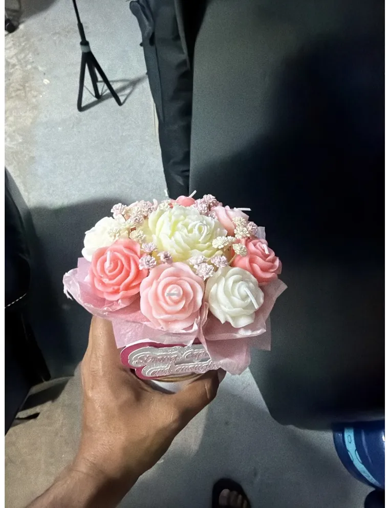 Mini arreglo de velas de rosas